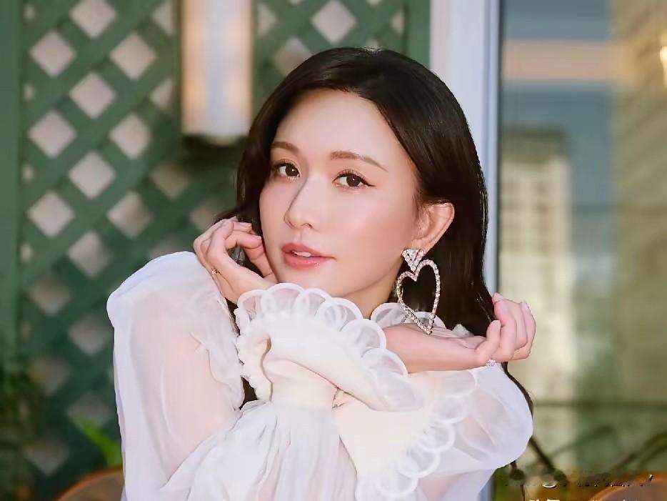 林志玲的"文化台独"剧本，终究演不下去了5月14日当台媒曝出林志玲担任民进