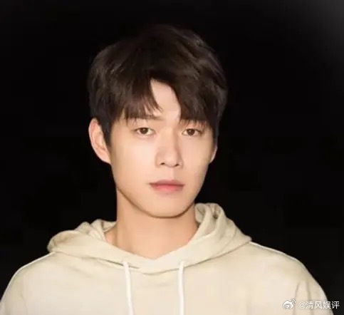 1.魏大勋和白敬亭还是有联系的，不像外界说的因为《上春山》事件关系破裂，如果两个