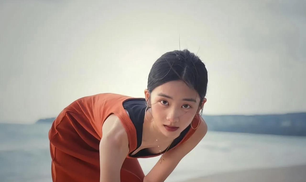 又一个星二代要进圈了，这次终于不再是资本家的丑孩子了！一眨眼，黄磊女儿黄多多