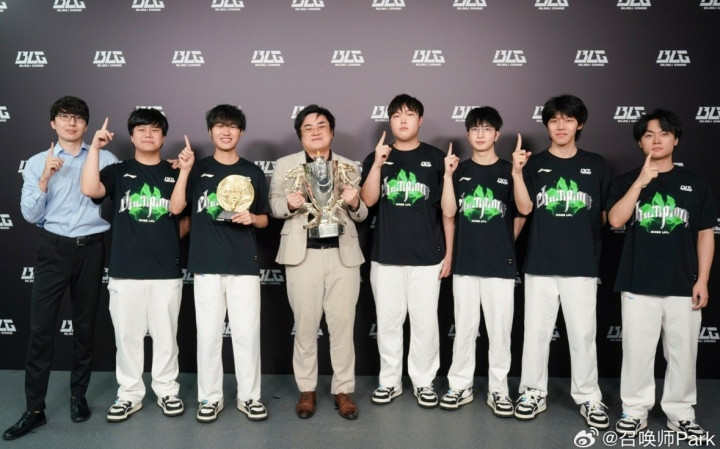 终究是让文俊扛下所有? 爆料: BLG待会有选手出来道歉