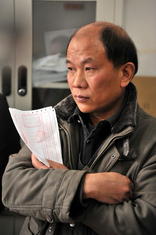 冲动致命！河南许昌男子酒后怒撞四人，悲剧背后隐藏的深层原因2022年10月2