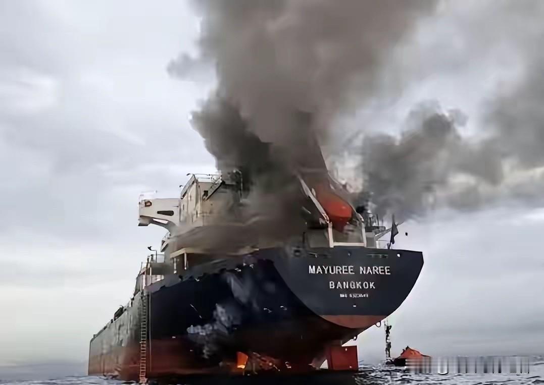 乌军袭击里海的俄军舰艇，欲瘫痪俄伊武器运输通道！里海俄伊运输通道海湾国家俄乌局势