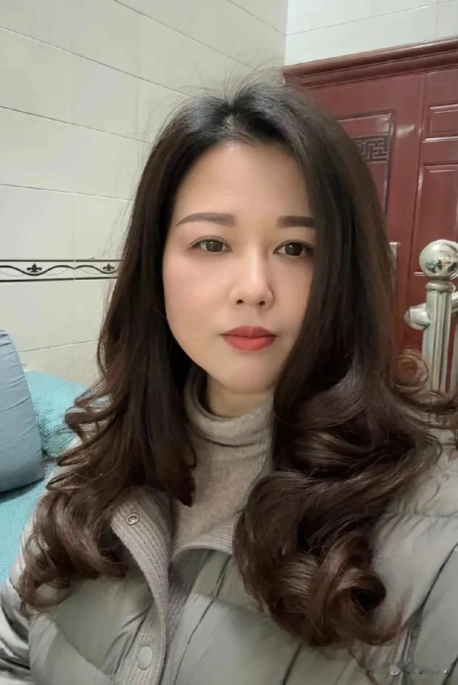 85年41岁给所有女性一个忠告夫妻相处久了就如同亲人一般别轻信网上的