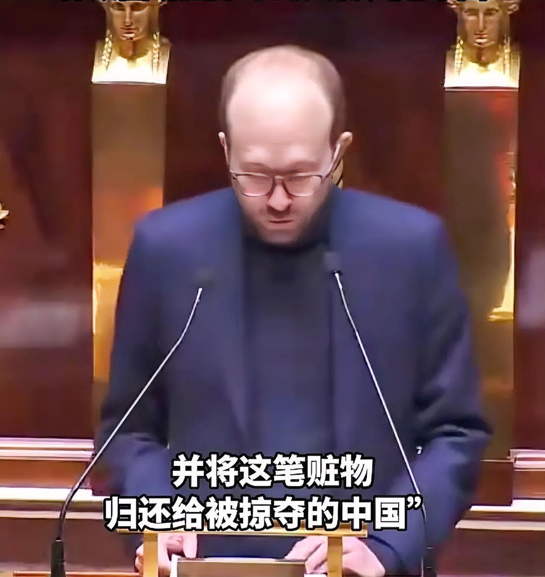 令国人振奋的时刻来了！被掠夺的圆明园，紫禁城文物终于要回到祖国母亲的怀抱了。4