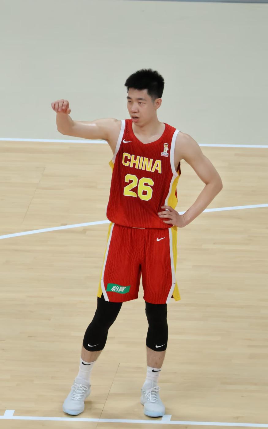 朱俊龙意外受伤！国家队双线受影响，广厦新赛季开局直接遇难题朱俊龙的伤