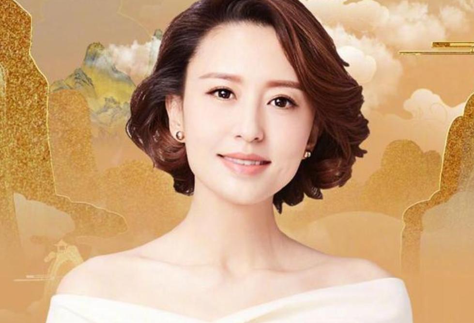 2013年，毕福剑把34岁的主持人张蕾，介绍给了54岁的富商王吉财，并劝张蕾：对