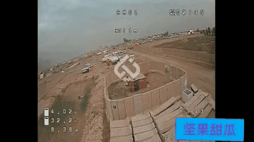 这是真实的画面吗？如果是真实的画面的话，感觉这无人机如入无人之境一样，把整个基地