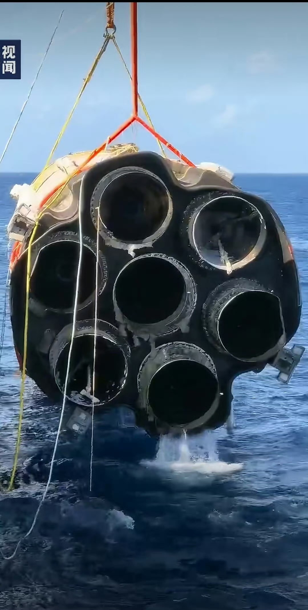 长征十号甲一级捞上来了图五是火箭网系回收装置系统回收测试图东大的可重复使用液