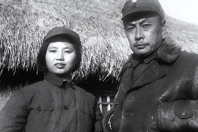 1944年春天，延安窑洞里火药味十足，毛主席刚见到陈毅，脸色就沉了下来，一开口就