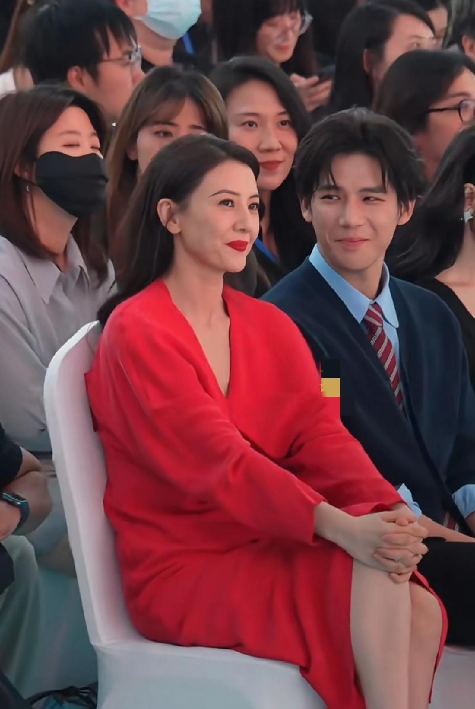 高圆圆王安宇张天爱同框出席活动，帅哥美女太养眼了，高圆圆10年前，20年前的