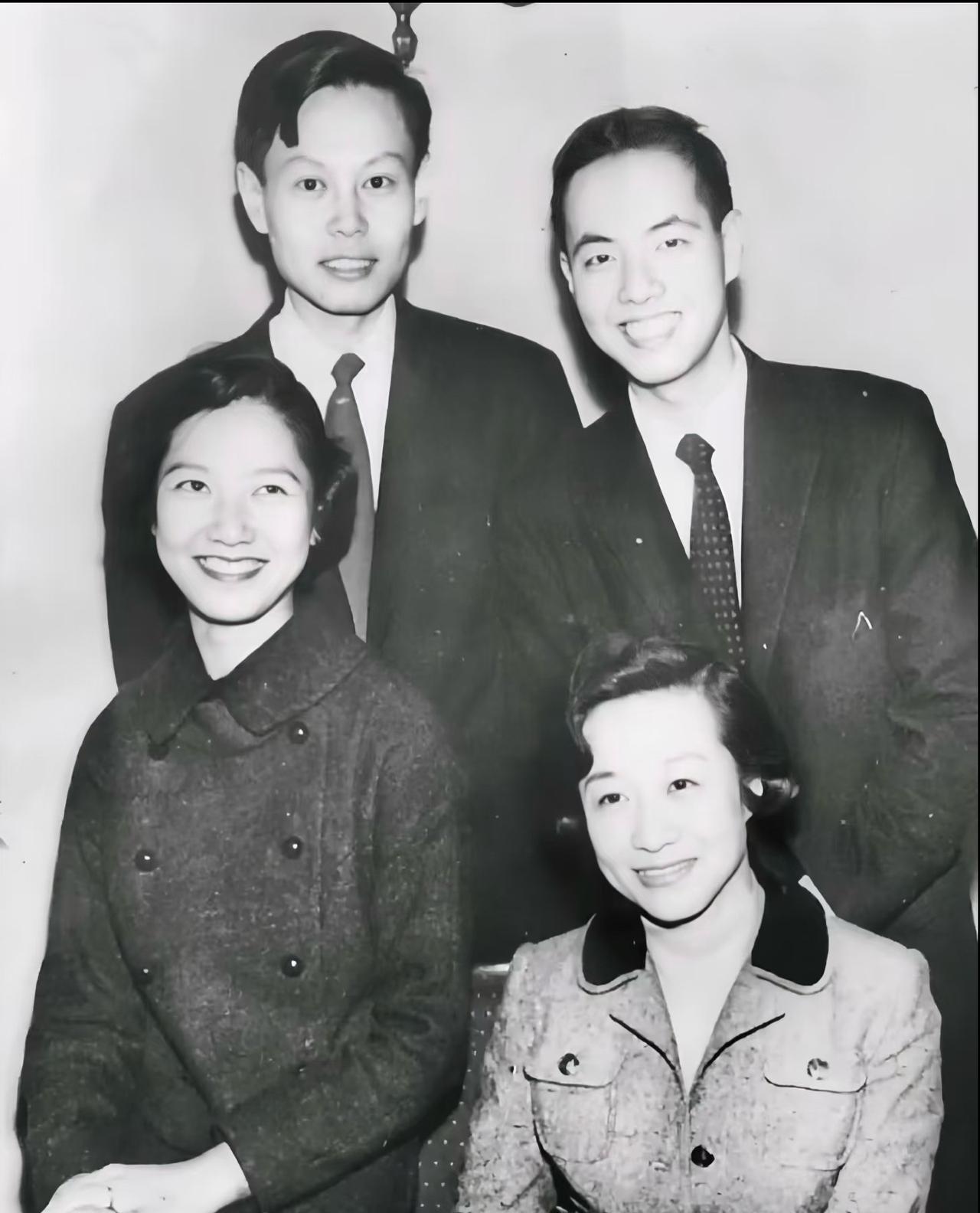 谨此悼念杨振宁先生今日，一颗跨越世纪的星辰，其轨迹终归于深邃。您的一生，是一