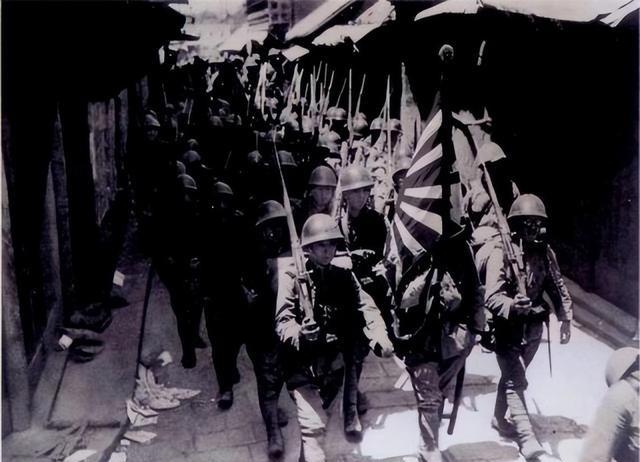 日本曾四次侵略中国，每一次都是冲着亡国灭种来的！日本人很奇怪这样一件事情，那么多