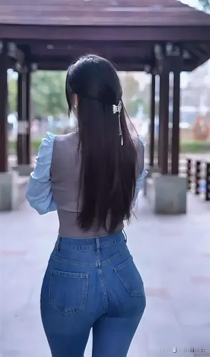 丰子恺先生说：“凡事走心，便是修行。”惬意的生活，从来不在远方，而在放下不切实际