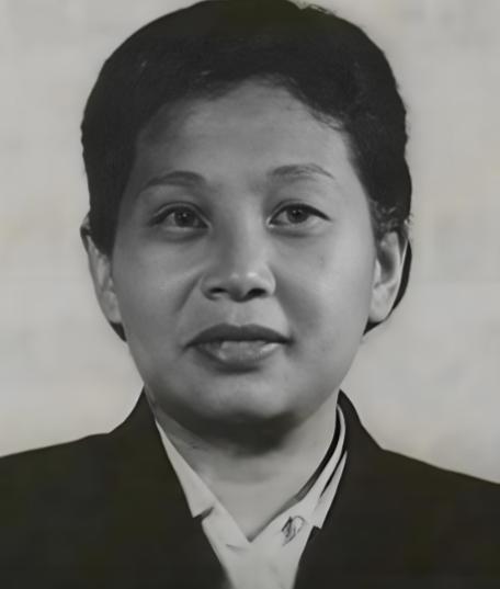 1939年6月，震惊中外的“平江惨案”爆发，国民党第二十七集团军特务营包围了新四