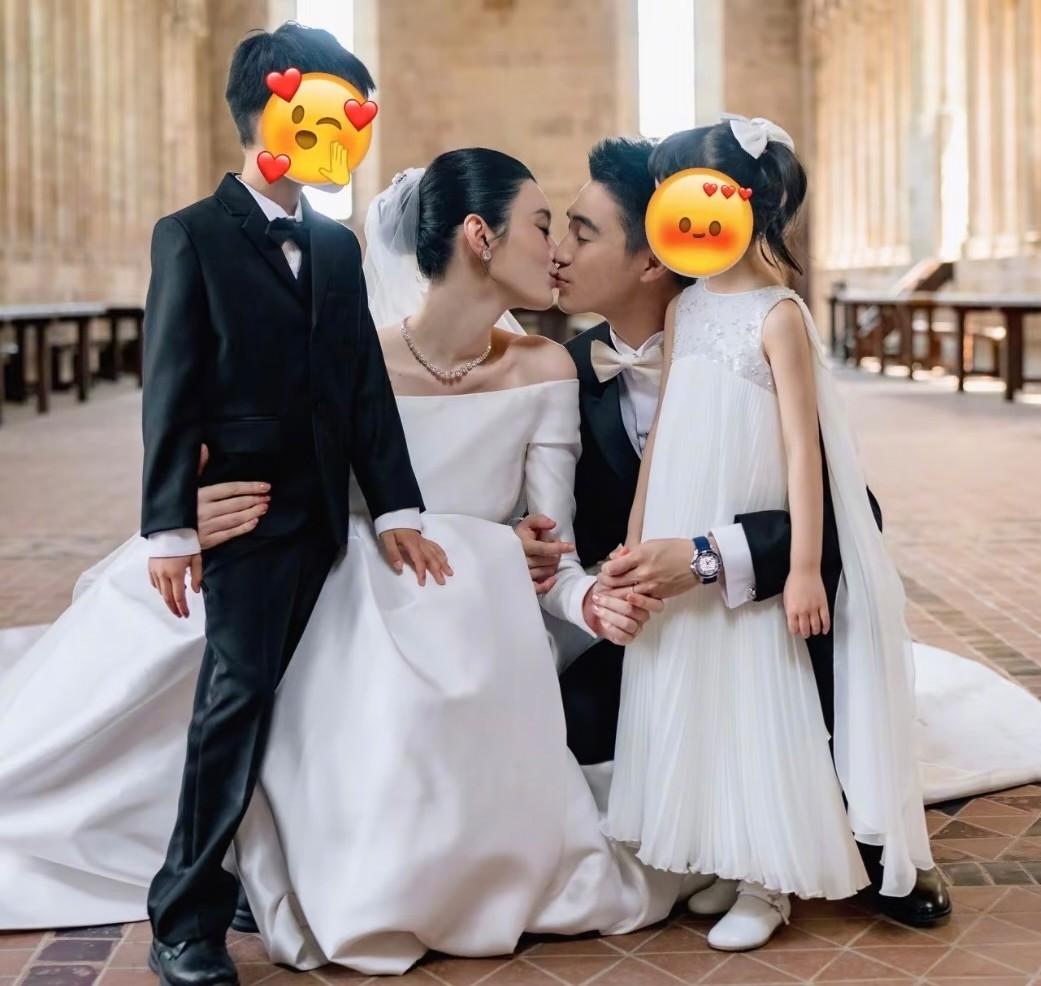 我闺蜜说，奚梦瑶何猷君孩子都这么大了，怎么突然想起来办婚礼了？我说这你就不知道了