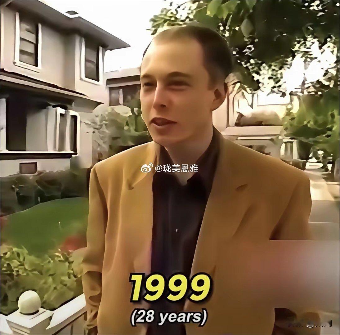 马斯克二十七八岁时就有点谢顶，二三十年后却是满头浓发