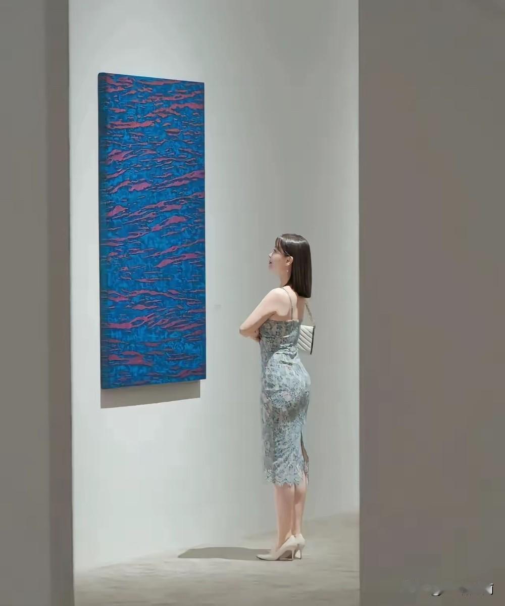 哈哈😂这样的艺术作品展以老衲的目前的功力修养来鉴定的话还是有点吃力的。没