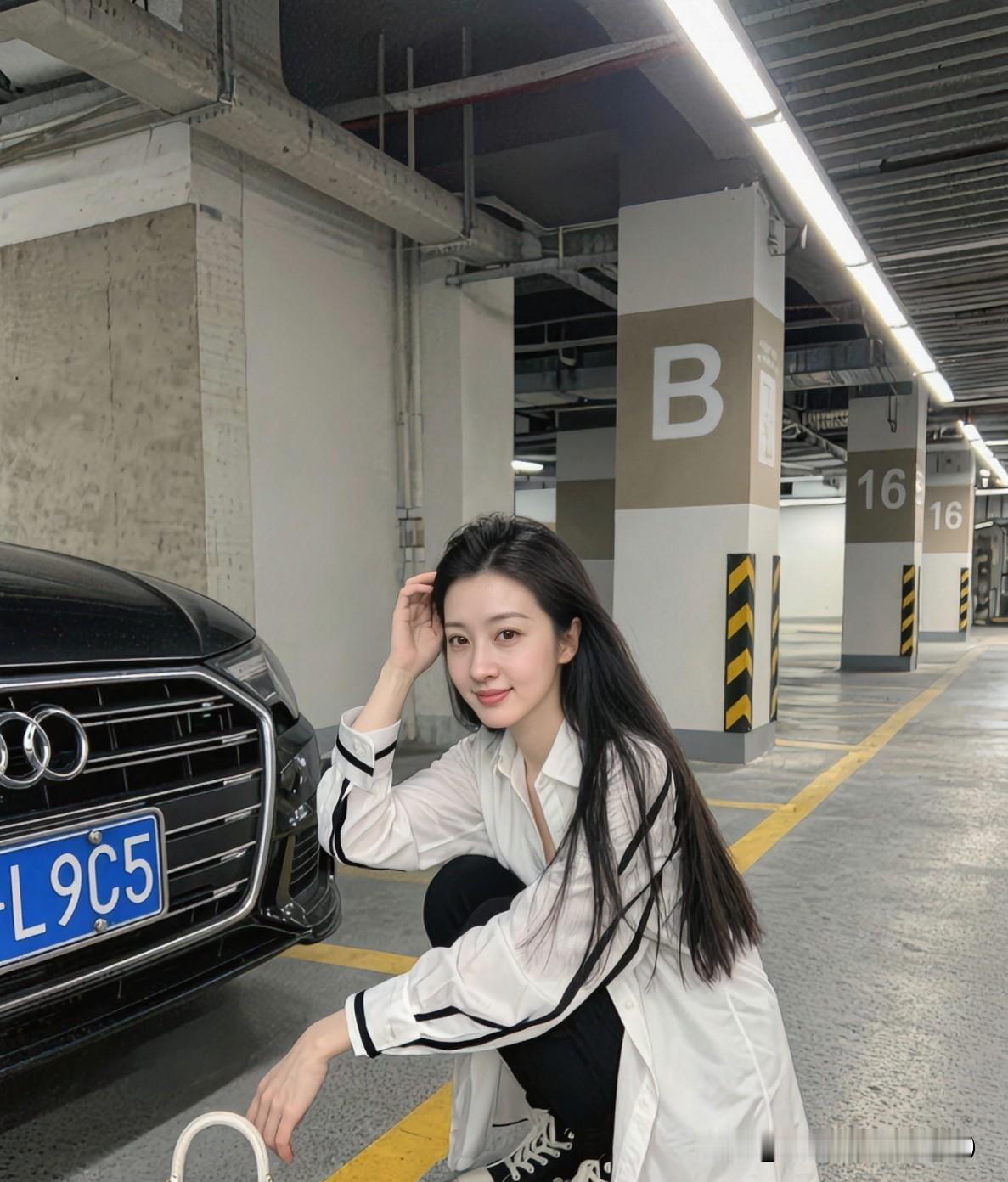 又舍不得你，又无法和你共度一生，还想要多陪你走一段路，这确实是个难题。感