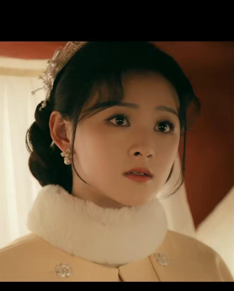 续《老九门》后续《九门》开机杀青，赵丽颖饰演的尹新月由王奕婷出演，看来这个很不重