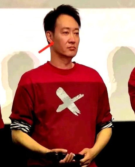 辛柏青当时演《人世间》的时候朱媛媛还没有生病，那时候辛柏青是发自内心的开心。
