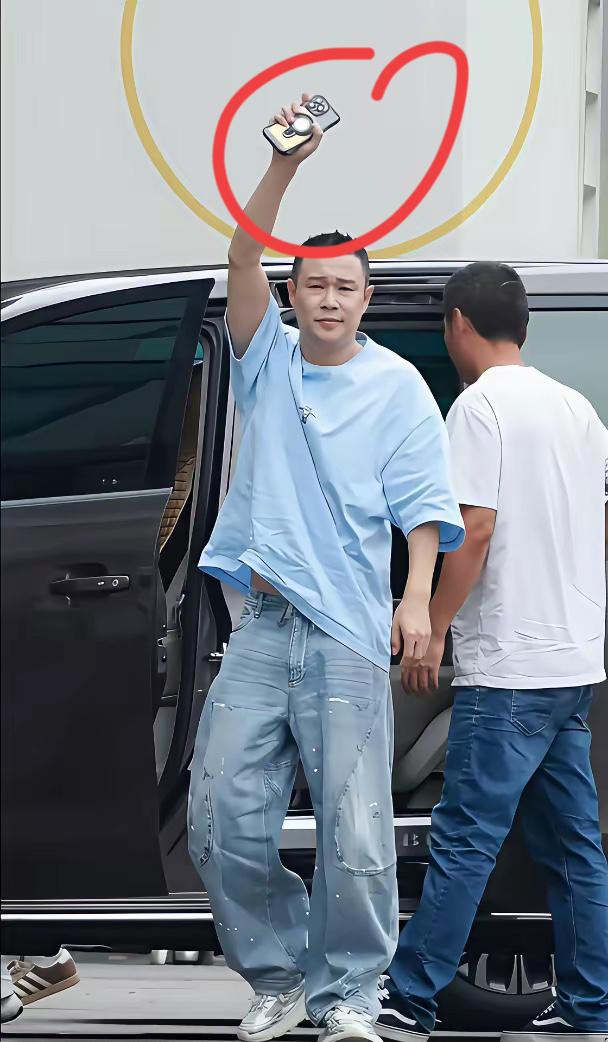 小沈阳用的手机是什么牌子，我也好想买一个
