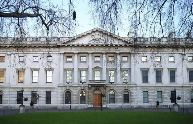 据外媒爆料，如果英国法院驳回中方伦敦“超级大使馆”建设申请，美方计划收购这块