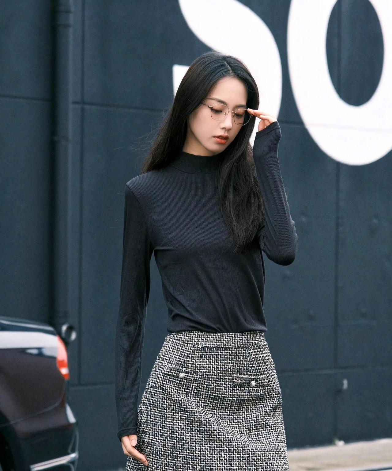 #穿着很性感的漂亮女人是什么心态#