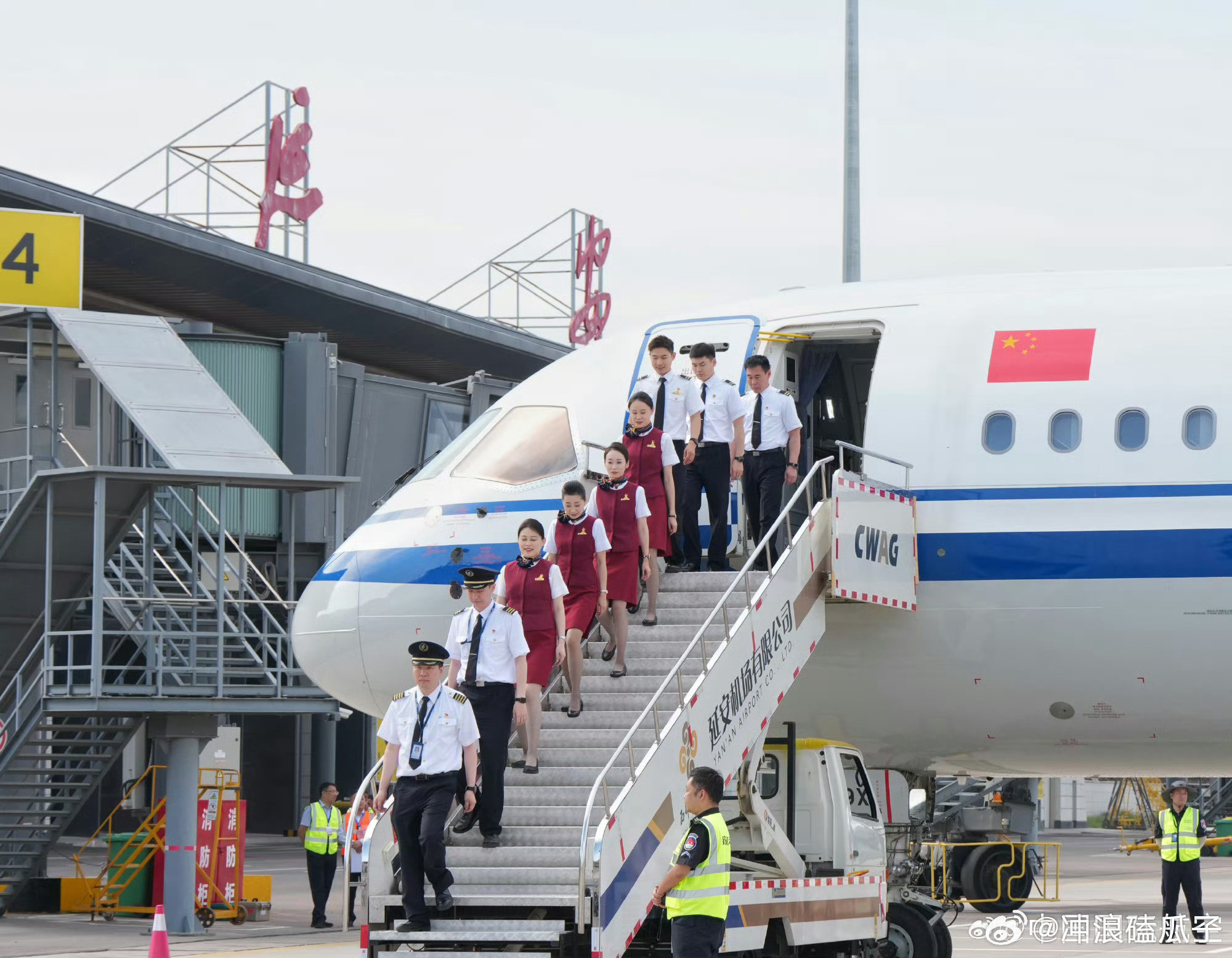 国航C919首飞延安国产大飞机落地革命圣地，意义非同凡响！
