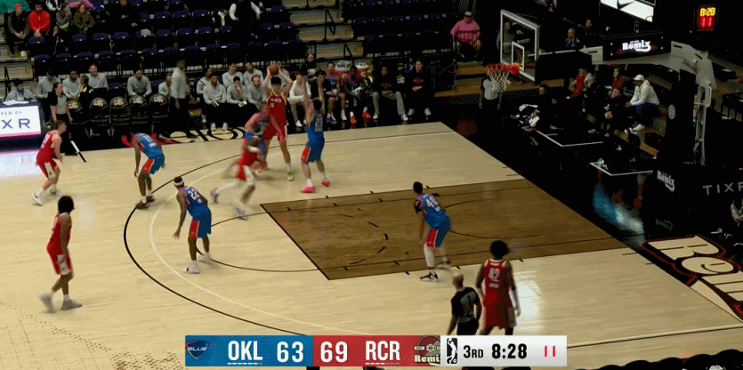 下半场连续两次低位得分，给就有！