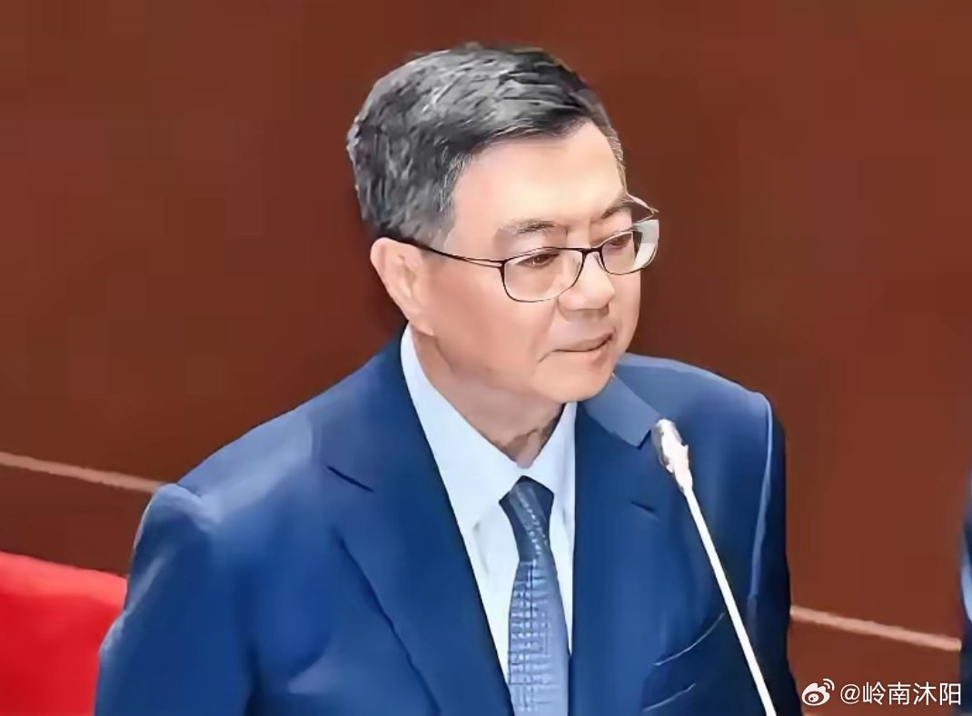 美伊冲突持续升级，战火波及波斯湾，台当局却率先陷入慌乱。3月2日，台湾地区行政机