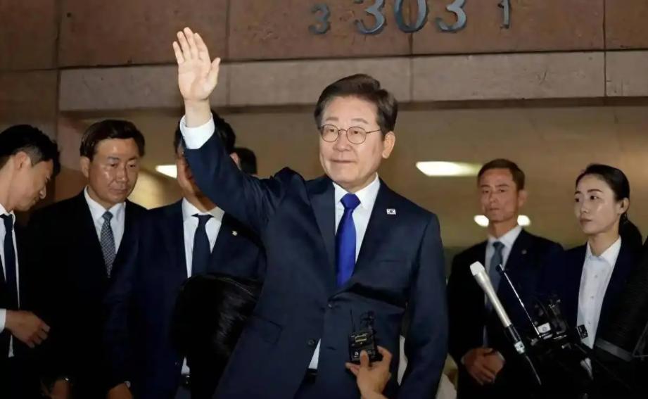 就在刚刚，韩国总统李在明突然宣布，1月9日，韩国总统办公室发声明：李在明