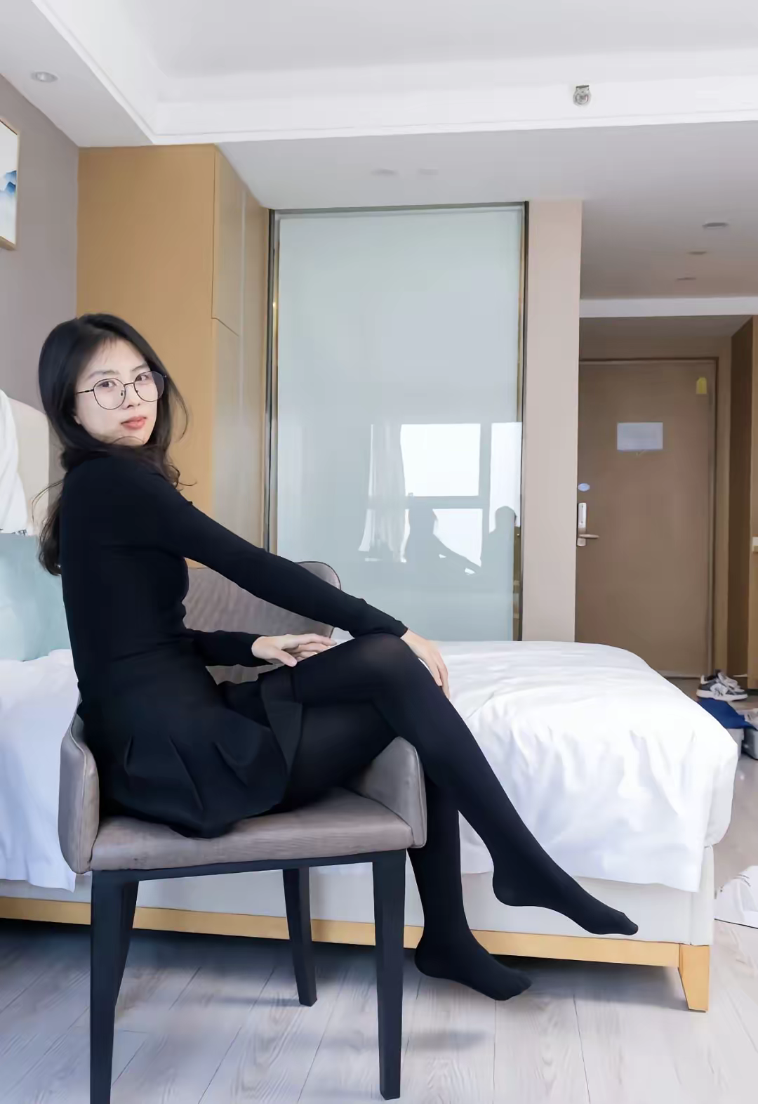女友闺蜜，满分身材，一眼心动