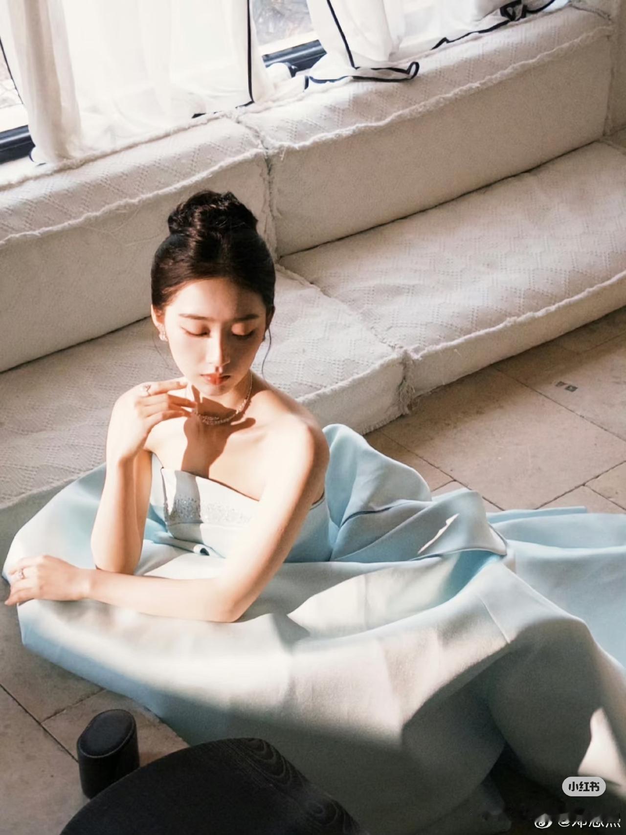 要我说国剧盛典还是别办了吧怎么录制地方那么寒酸陈都灵的像是在宿舍走廊拍的李