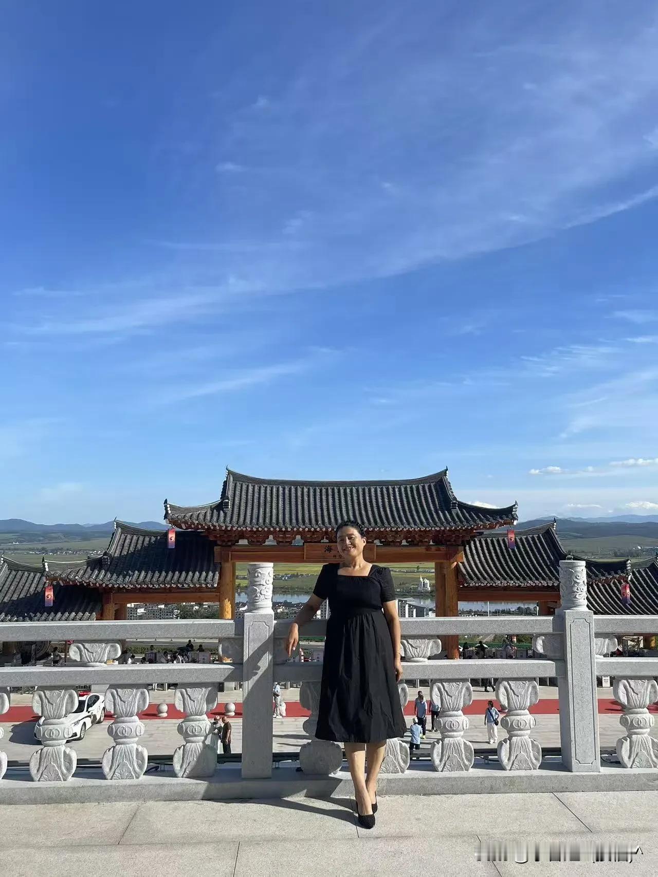 用一张图证明天空很美这张图怎么样，天空美不美不知道，大家也会说美女很美[捂脸哭]