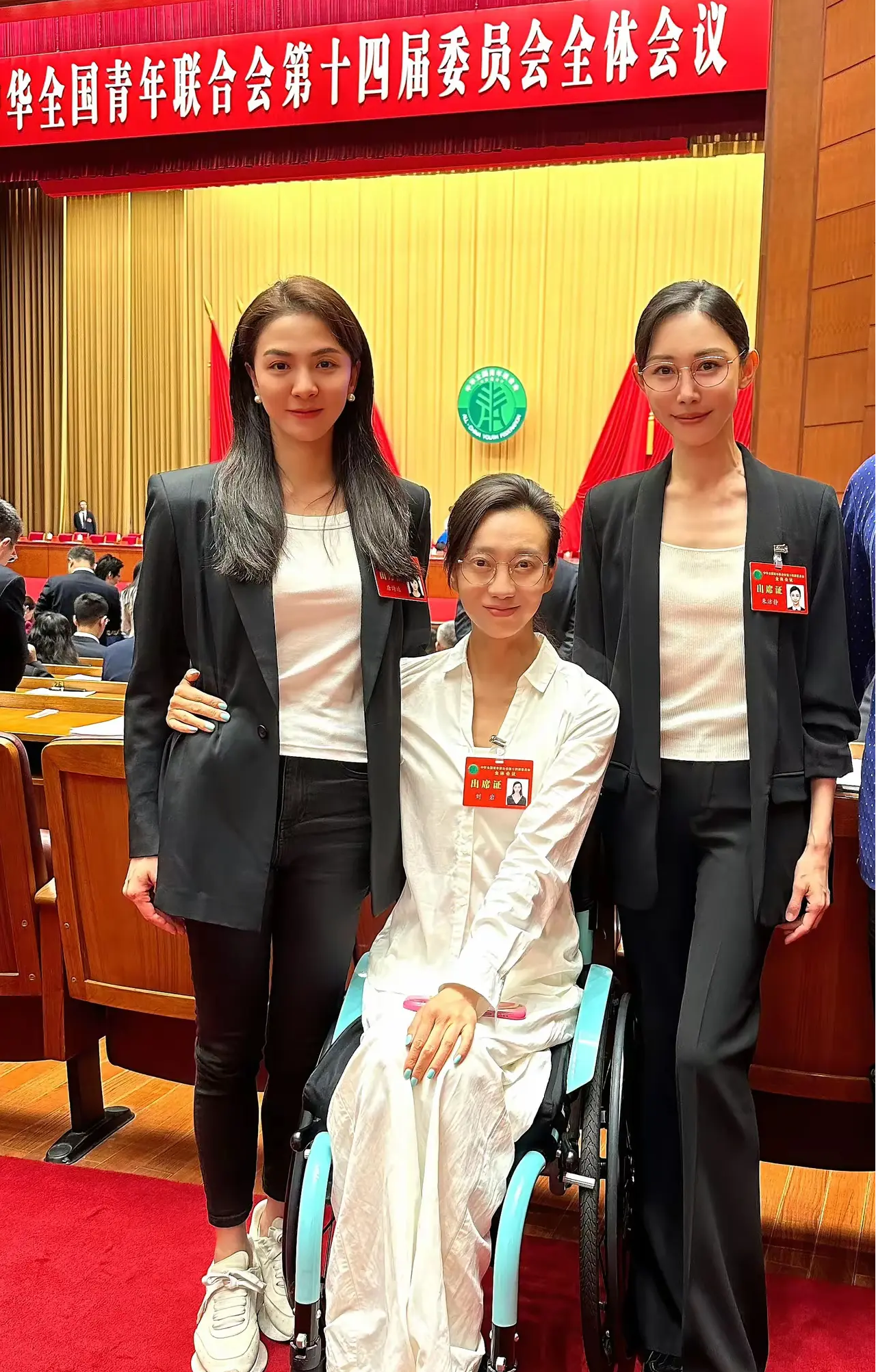 不明觉厉，都是很优秀的青年女性！