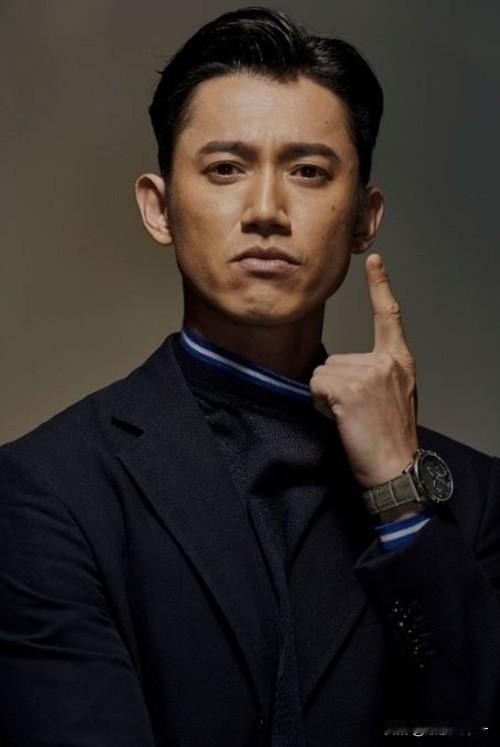 大家有没有觉得，就演罗梁这演员吴慷仁，最厉害的还真不是他的演技，也不