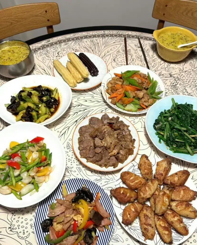 阿姨做菜花了1小时，算摸鱼吗？​