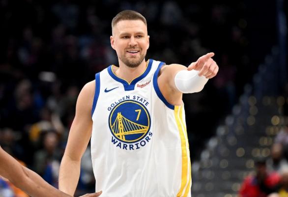 拿钱不干活！NBA现役典型的四位“混子”球星！讨论波尔津吉斯、库兹马、锡安和