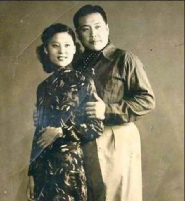1936年，袁世凯的女儿大婚，进入洞房后，新郎兴致全无，怒骂新娘：“你个残花败柳