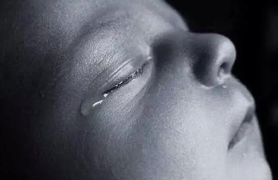 堕胎后流产掉的胎儿遗体都去哪了? 会怎么处理呢? 看完后沉默了