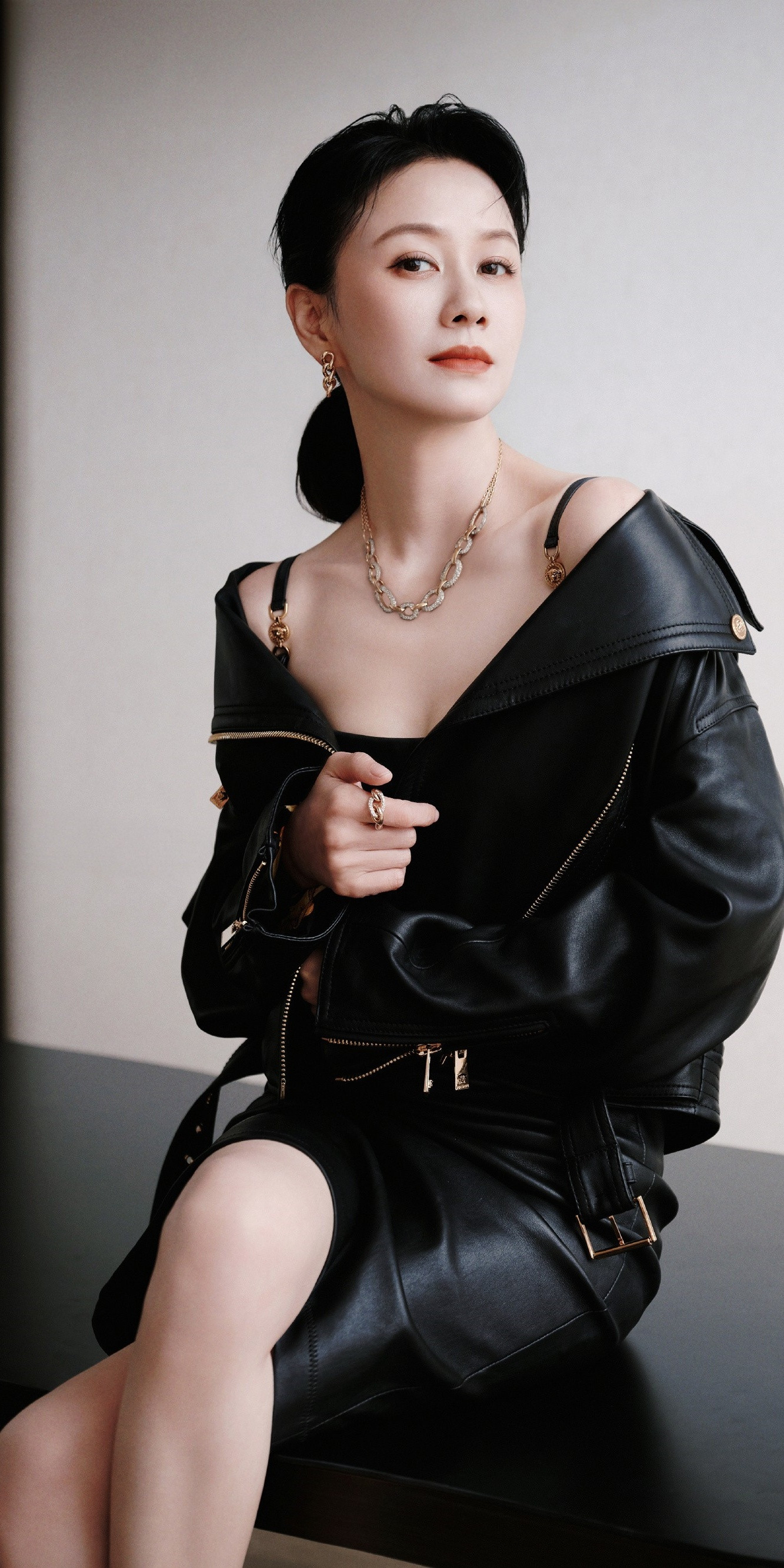 倪虹洁：月下惊鸿画中仙。倪虹洁