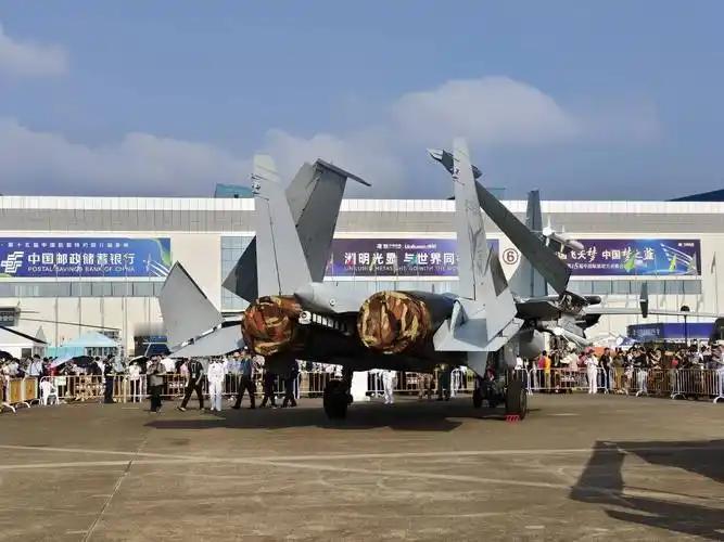 中国打开了另一个让西方恐惧的潘多拉盒子！他们害怕的，从来不是一两件新式武器亮