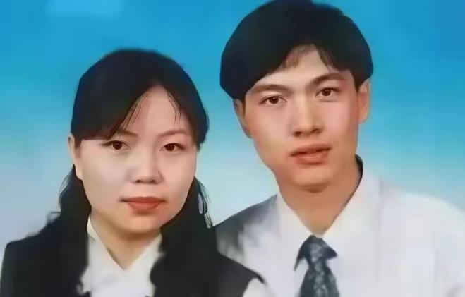 河北，妻子倾尽所有供丈夫读完硕博。丈夫刚学成归来，妻子却被确诊两种癌症晚期。他没