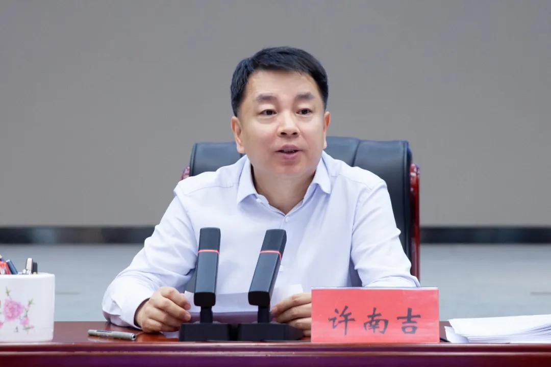 许南吉任江西省财政厅党组书记