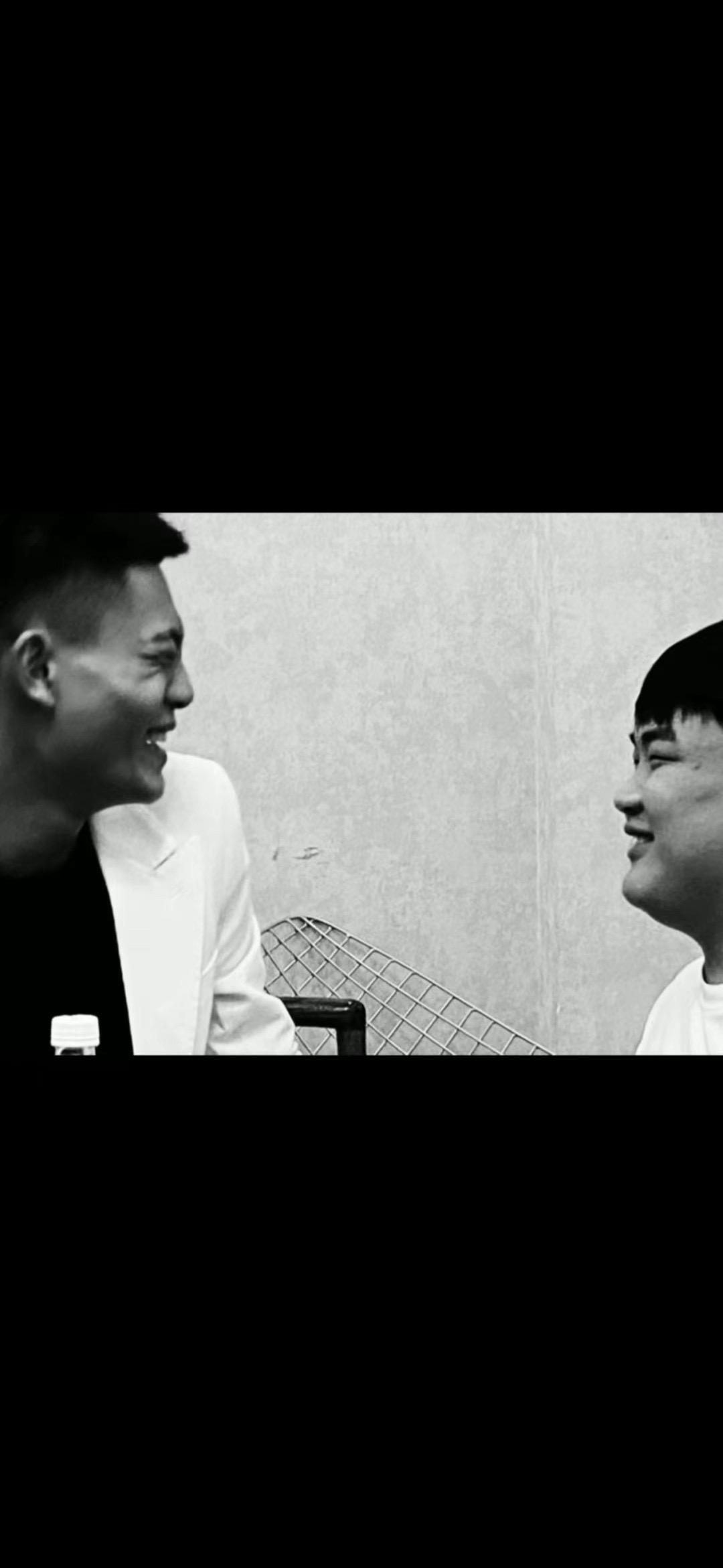 回头看几年前，谁都不是原来的样子，我也已经变的不认识自己……