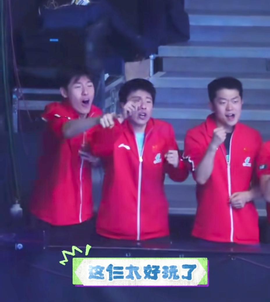 伦敦世乒赛，会吵架的陪练团，一个吵到拉伤胳膊，两个吵得快要起飞。这一幕