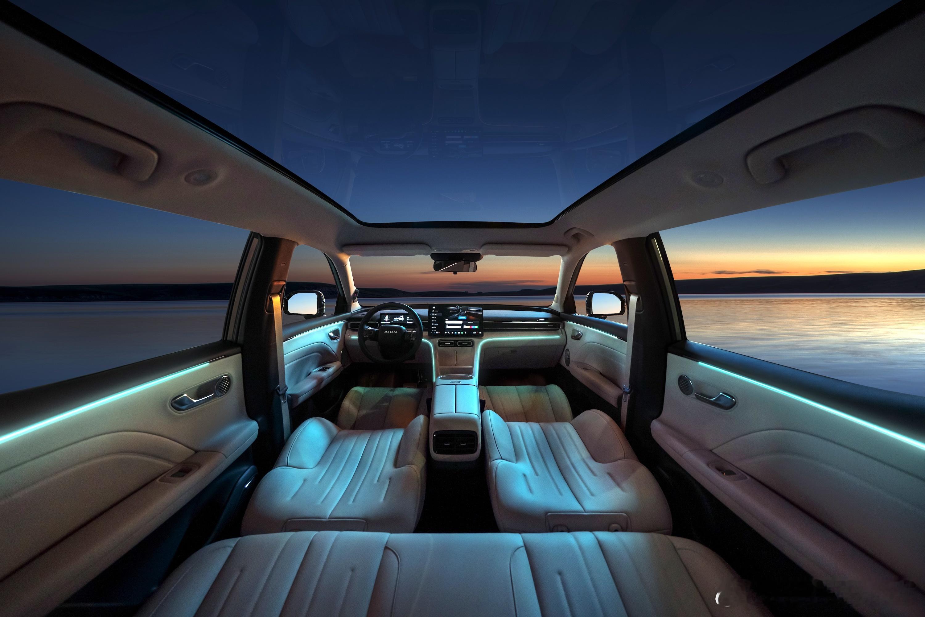 作为家庭用户，选车最看重空间、安全、经济和省心。全新上市的埃安i60限时焕新价1