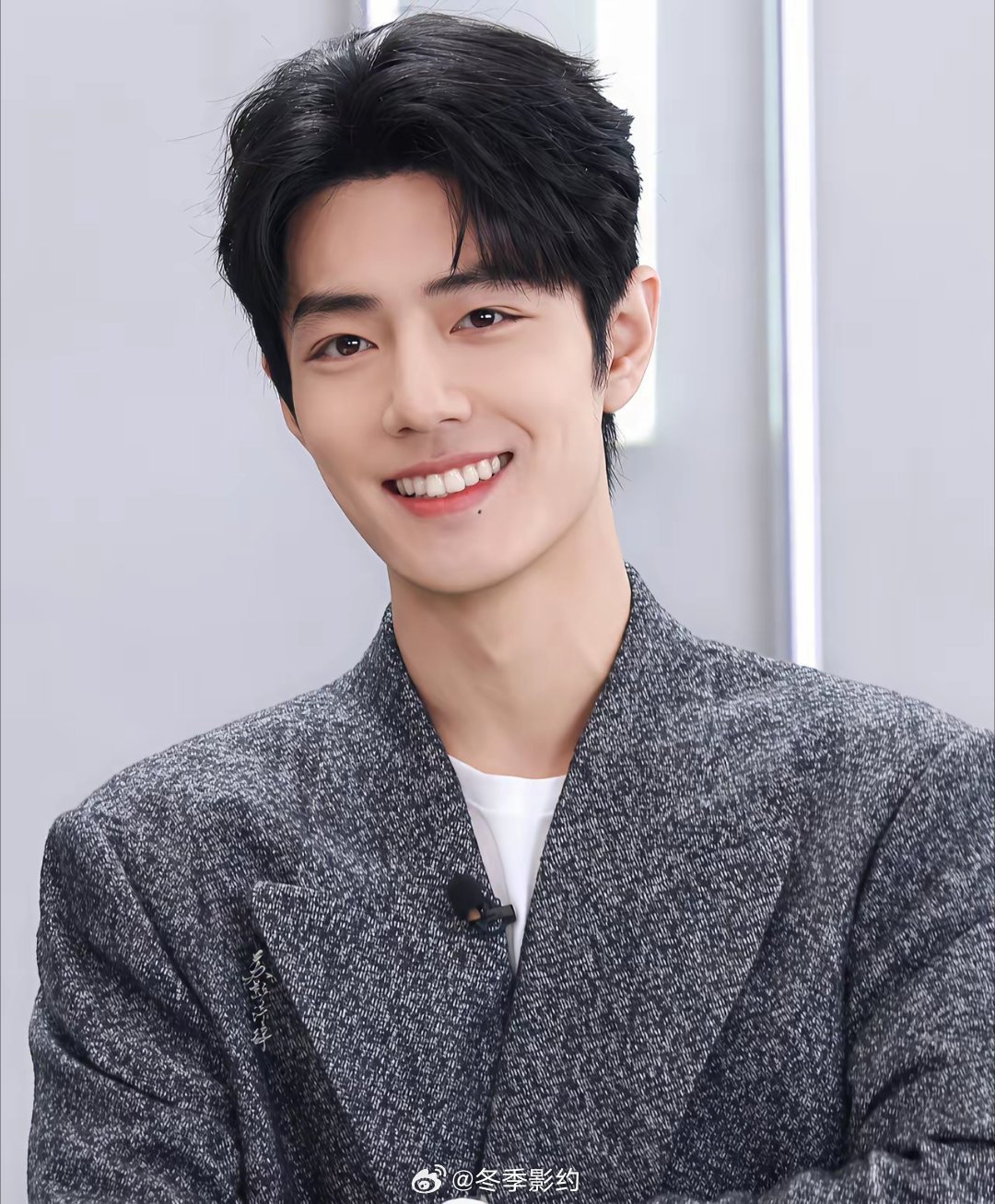 我发现一件有意思的事肖战这个人，应该是文旅局最喜欢的艺人了，因为只要他出现当地直