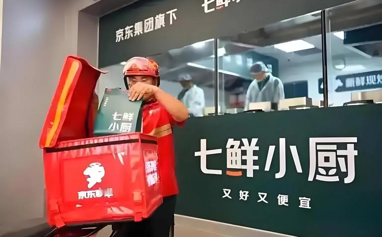别看东哥的自营纯外卖店来势汹汹，但老骑手看了后直言短期内很难做起来。菜品