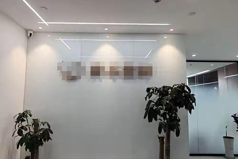 “离大谱！”江西一名男子手头缺钱，通过线上平台向银行贷下4.15万，分36期偿还